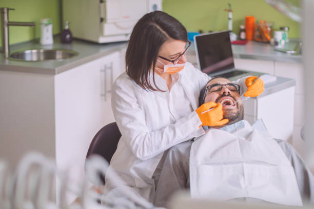 Best Emergency Treatment for Toothache in Oconto Falls, WI